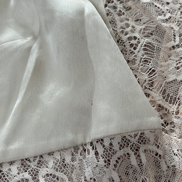 CAMILA COELHO Delaney Top - Picture 11 of 13